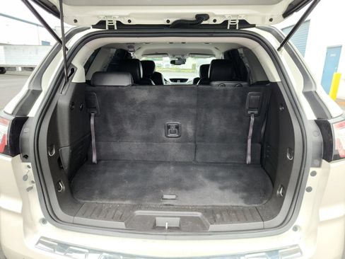 Used 2014 Chevrolet Traverse LTZ FWD image 20