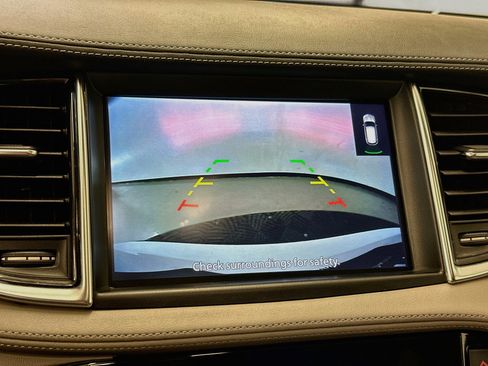 Used 2023 INFINITI QX50 Luxe AWD/4WD image 22