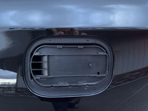 Used 2018 GMC Terrain SLT image 6