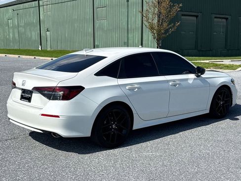 Used 2025 Honda Civic Sport image 8