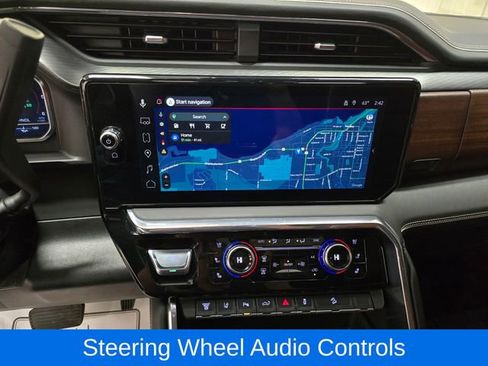 Used 2025 GMC Sierra 3500 Denali Ultimate image 17