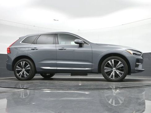 Used 2023 Volvo XC60 B5 Plus w/ Protection Package Premier AWD/4WD image 11
