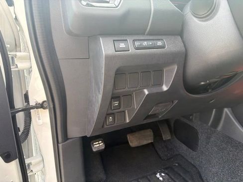 Used 2022 Nissan Frontier Pro-X RWD image 19