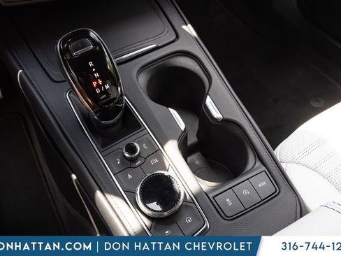 Used 2024 Cadillac XT4 Sport FWD image 11