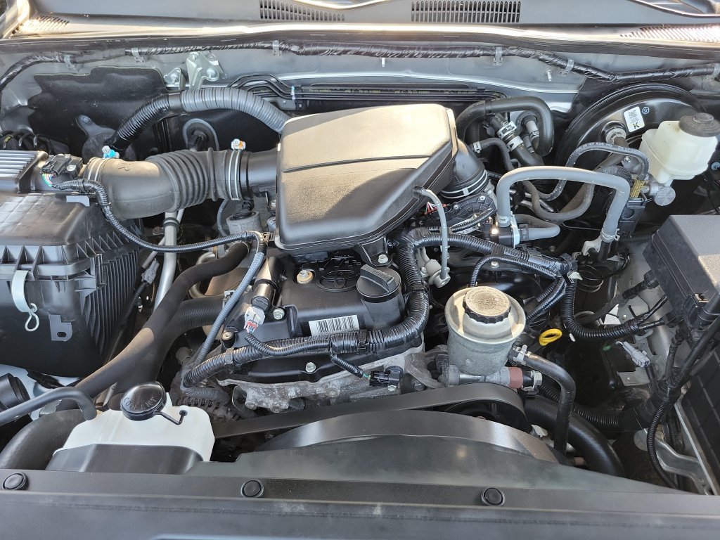 Used 2020 Toyota Tacoma SR5 RWD image 30