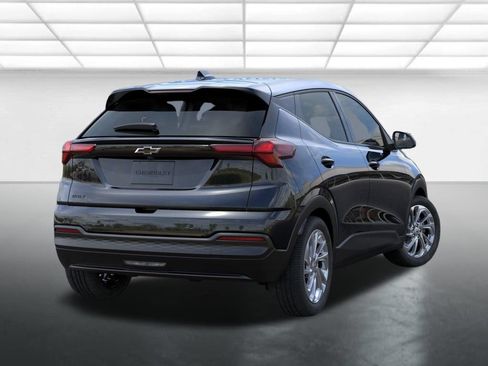 New 2027 Chevrolet Bolt LT w/ Comfort Package FWD image 5