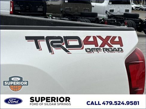 Used 2019 Toyota Tacoma TRD Off-Road image 15
