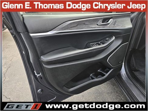 Certified 2022 Jeep Grand Cherokee L Limited image 25