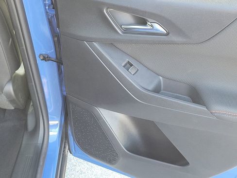 Used 2025 Chevrolet Equinox RS w/ Safety and Technology Package image 42