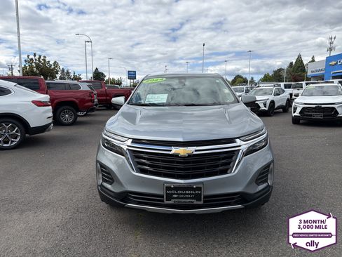 Used 2024 Chevrolet Equinox LT AWD/4WD image 8