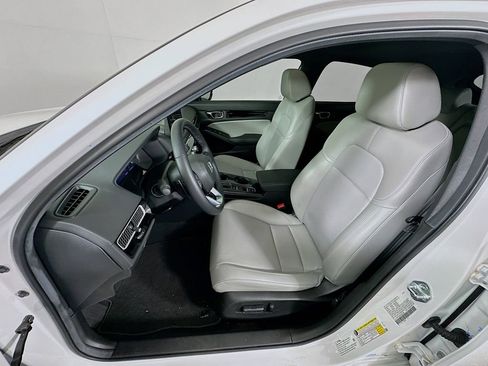 Certified 2025 Honda Civic Sport Touring image 21