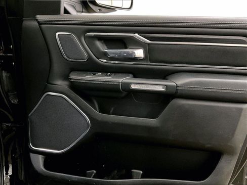 Used 2024 RAM 1500 Laramie AWD/4WD image 23