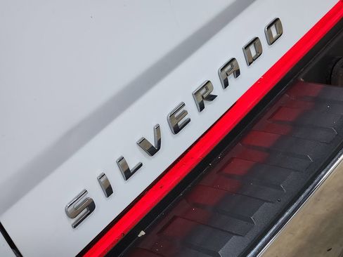 Used 2015 Chevrolet Silverado 1500 LT w/ Texas Edition, 1LT Trim RWD image 25