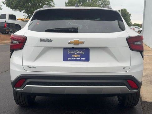 New 2026 Chevrolet Trax LT FWD image 15