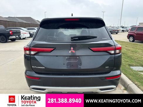 Used 2024 Mitsubishi Outlander SE AWD/4WD image 6