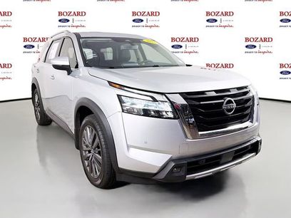 Used 2024 Nissan Pathfinder SL w/ SL Premium Package