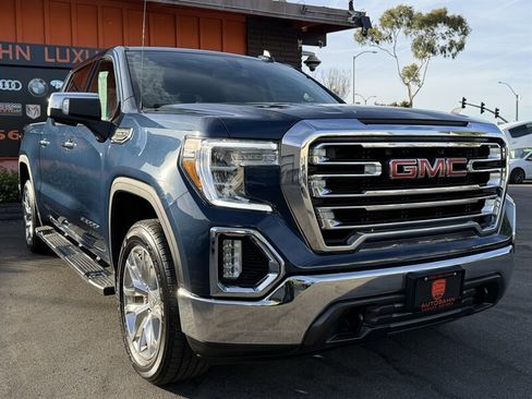 Used 2021 GMC Sierra 1500 SLT w/ SLT Premium Package AWD/4WD image 23