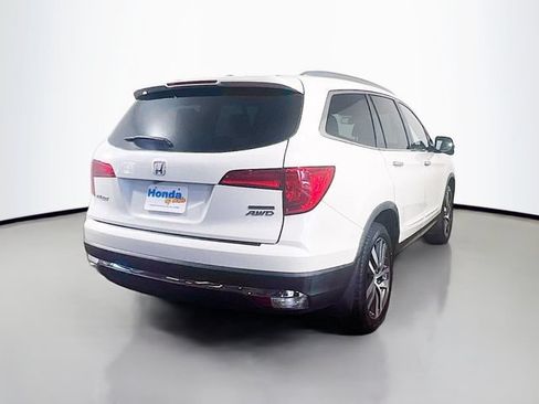 Used 2017 Honda Pilot Touring image 24