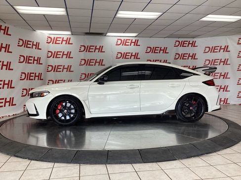 Used 2026 Honda Civic Type R image 4
