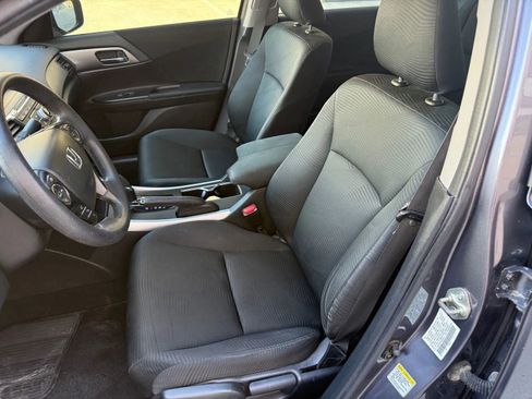 Used 2015 Honda Accord LX image 13