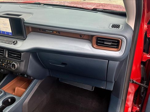 Used 2024 Ford Maverick Lariat image 21