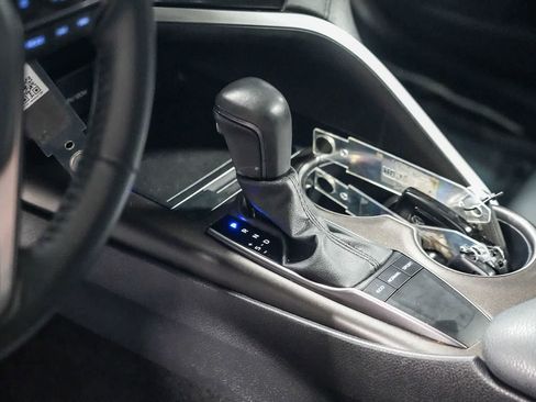Certified 2024 Toyota Camry SE FWD image 19