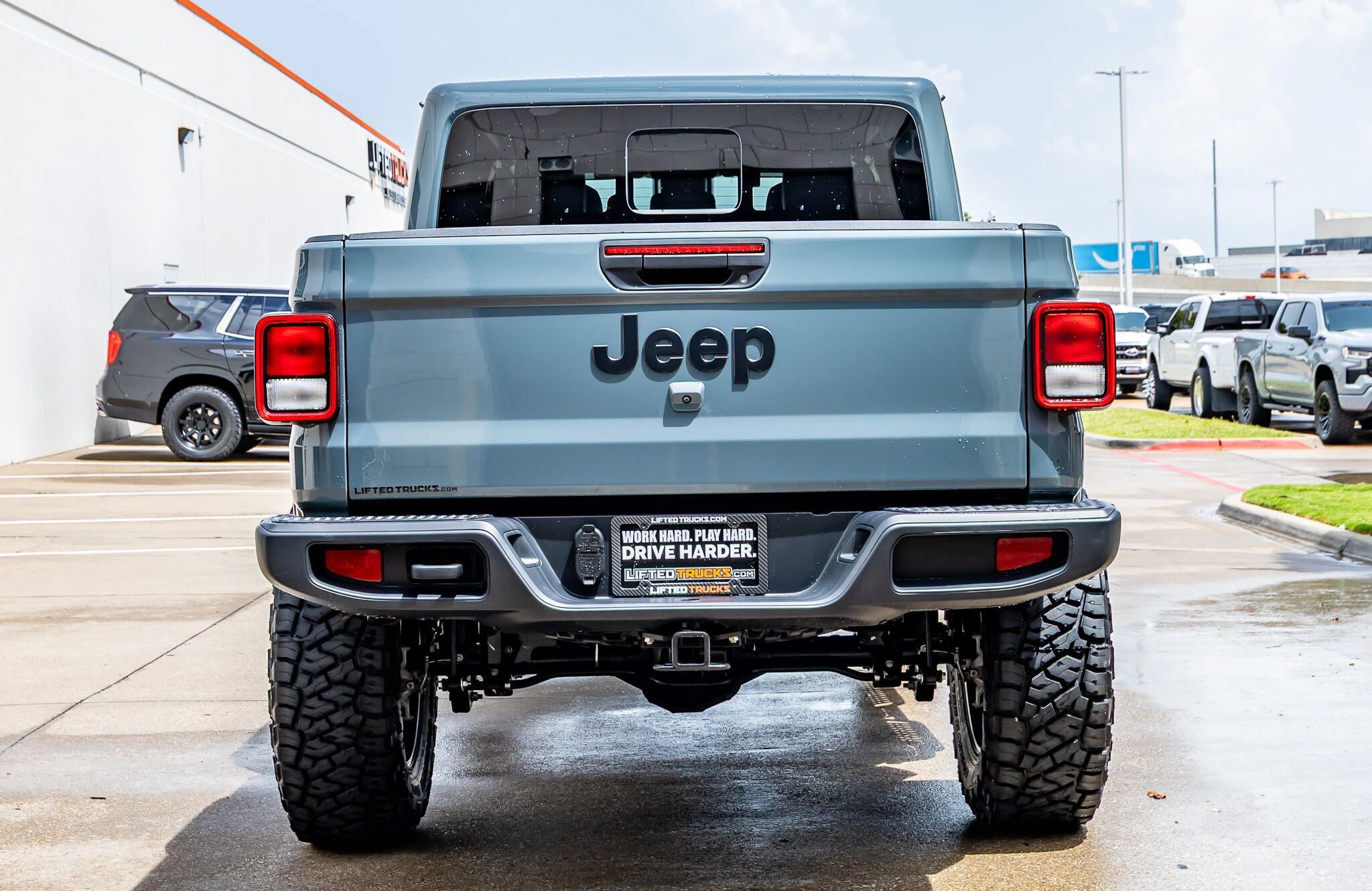 Used 2025 Jeep Gladiator Sport AWD/4WD image 13