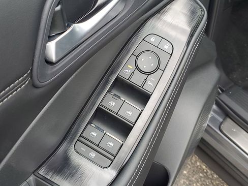 New 2026 Nissan Rogue SV AWD/4WD image 10