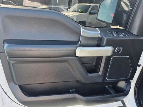 Used 2016 Ford F150 Lariat w/ Equipment Group 502A Luxury AWD/4WD image 15
