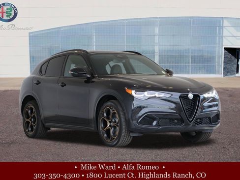 New 2025 Alfa Romeo Stelvio Sprint image 8