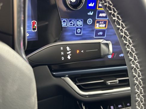 New 2026 Chevrolet Equinox EV LT image 22