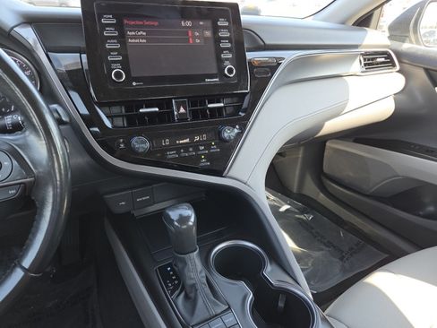 Used 2023 Toyota Camry SE w/ Convenience Package FWD image 29