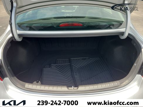 Used 2021 Kia Rio LX FWD image 10