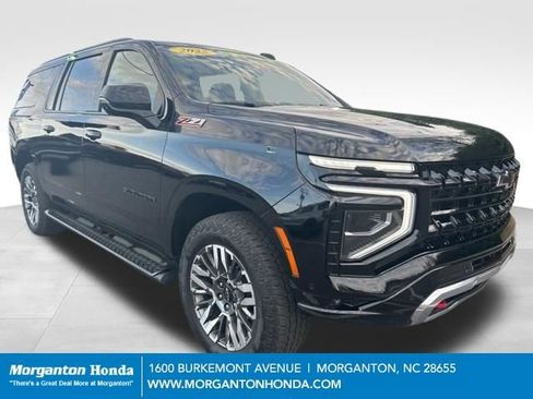 Used 2025 Chevrolet Suburban Z71 w/ Comfort Package image 1