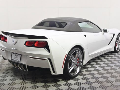 Used 2014 Chevrolet Corvette Z51 w/ 3LT Preferred Equipment Group image 7