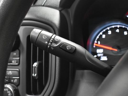 Used 2022 Chevrolet Silverado 1500 Custom w/ LPO, Dark Essentials Package AWD/4WD image 13