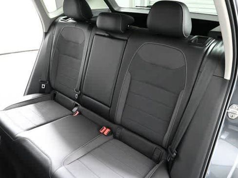 Certified 2023 Volkswagen Taos SE image 13