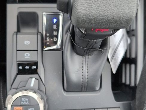 New 2025 Toyota Tacoma TRD Off-Road image 19