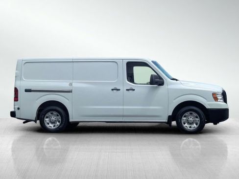 Used 2020 Nissan NV 2500 SV RWD image 3