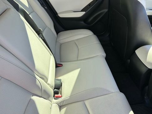 Used 2018 MAZDA MAZDA3 Grand Touring w/ Premium Equipment Package image 18