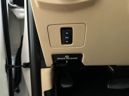 Used 2017 Ford F350 Lariat w/ FX4 Off-Road Package image 54