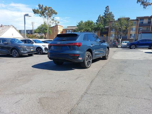 Used 2024 Audi Q8 e-tron Premium Plus w/ Premium Plus Package AWD/4WD image 3