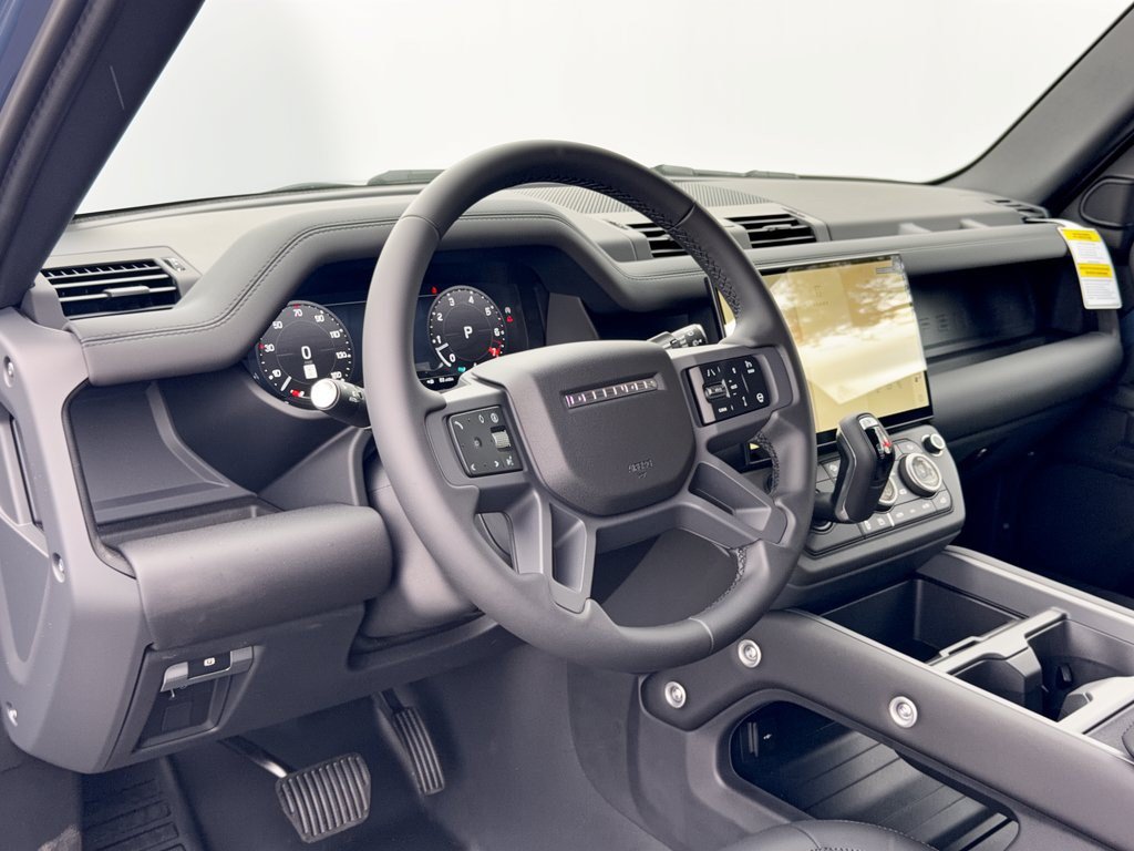 New 2026 Land Rover Defender 110 S AWD/4WD image 4
