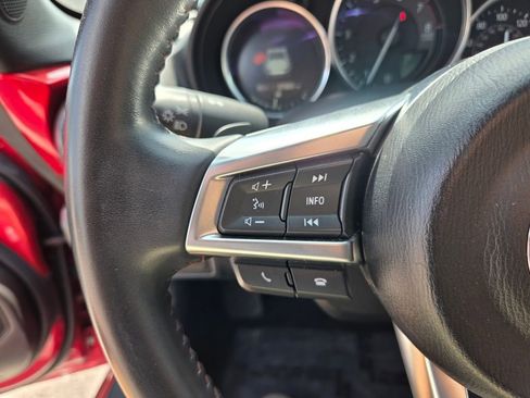 Used 2017 MAZDA MX-5 Miata RF Club RWD image 30