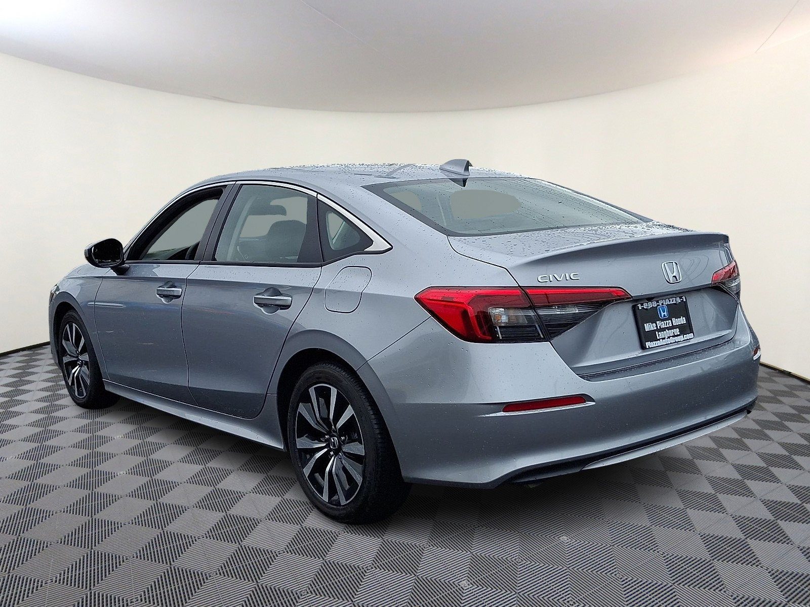 Used 2023 Honda Civic EX image 5