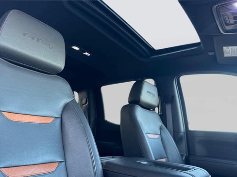 Used 2021 GMC Sierra 1500 AT4 w/ AT4 Carbonpro Edition image 17