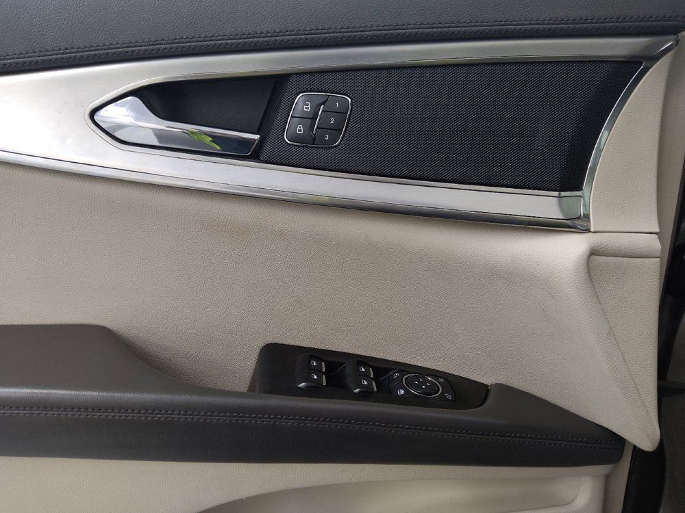 Used 2020 Lincoln Nautilus FWD image 27