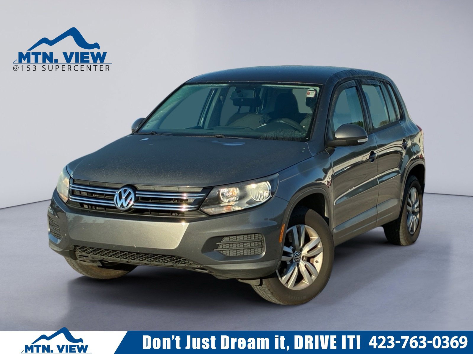 Used 2013 Volkswagen Tiguan S FWD image 1