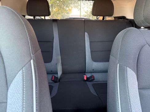 Used 2025 Chevrolet TrailBlazer LT image 38