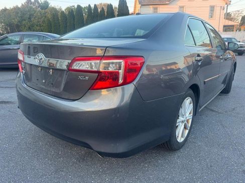 Used 2014 Toyota Camry XLE FWD image 8